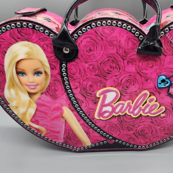 Barbie Double Handled Heart-Shaped Vanity Case with Mirror - Pink Beauty Makeup - Picture 5 of 10